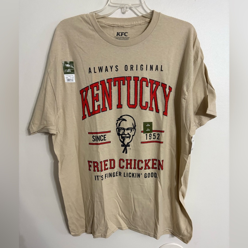 Beige Kentucky Fried Chicken T-Shirt Men’s size XL NEW WITH TAGS